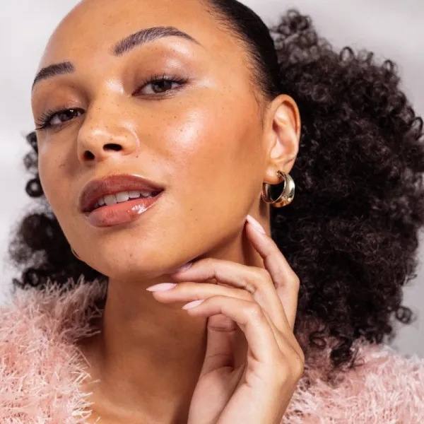 Lumene Lip Glow Oil Balm balzam na pery s olejom odtieň 4 Honey 10 ml