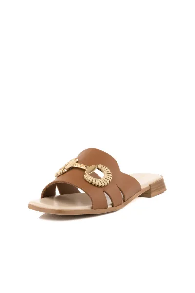 Šľapky Karl Lagerfeld Petalo Brooch Slide Tan Lthr