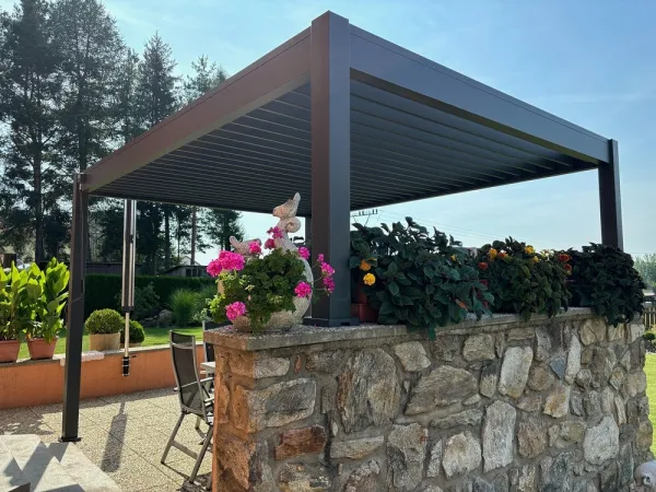 Bioklimatická pergola INTRO PLUS 4x3 m Rojaplast