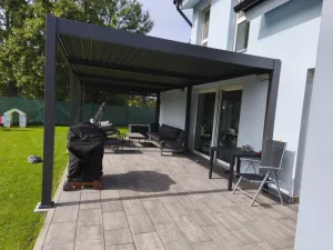 Bioklimatická pergola INTRO DUO 8x4 m k stene Rojaplast